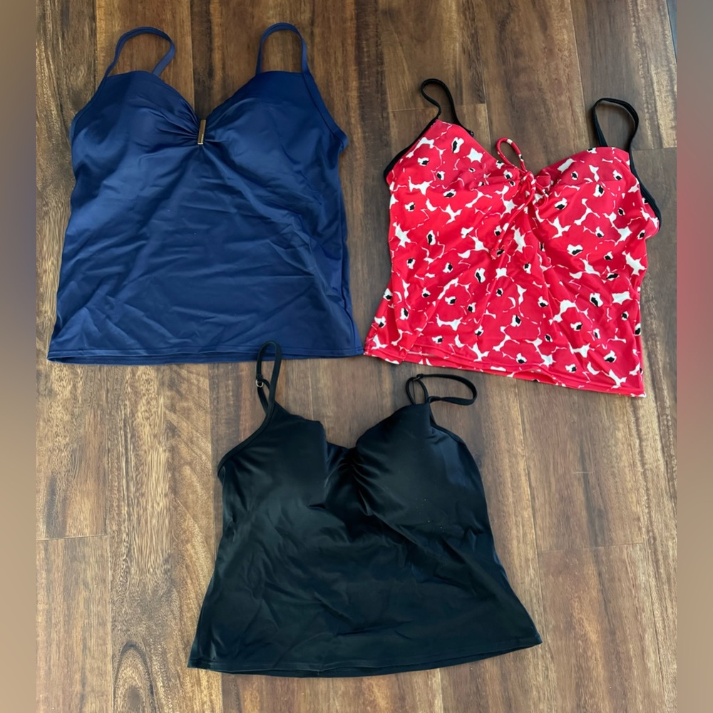 Victoria’s Secret Swimsuits 38D